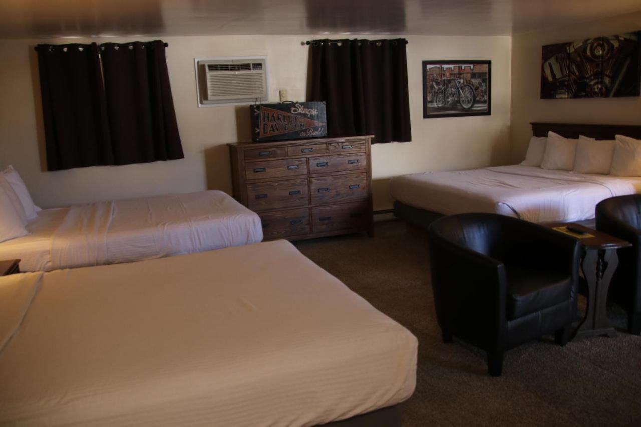 Townhouse Motel Lusk Zewnętrze zdjęcie