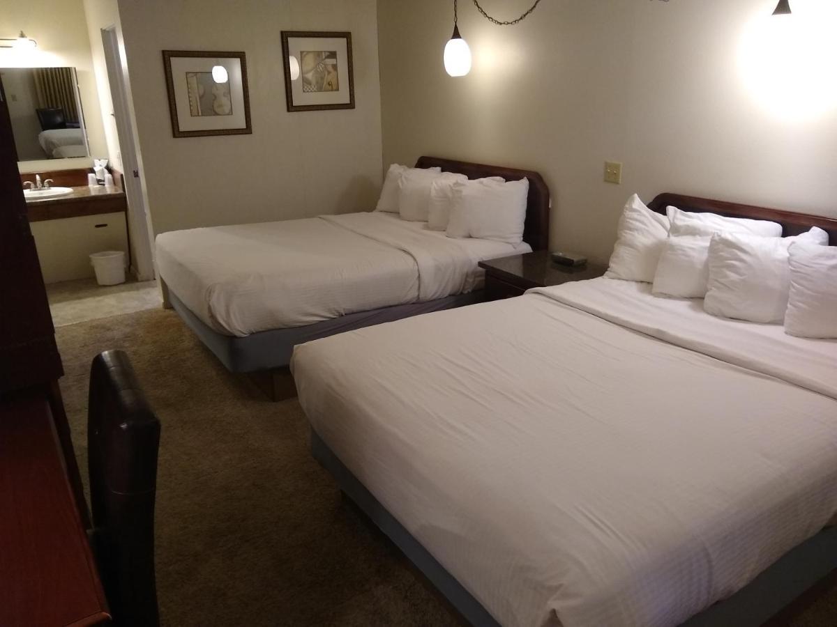 Townhouse Motel Lusk Zewnętrze zdjęcie