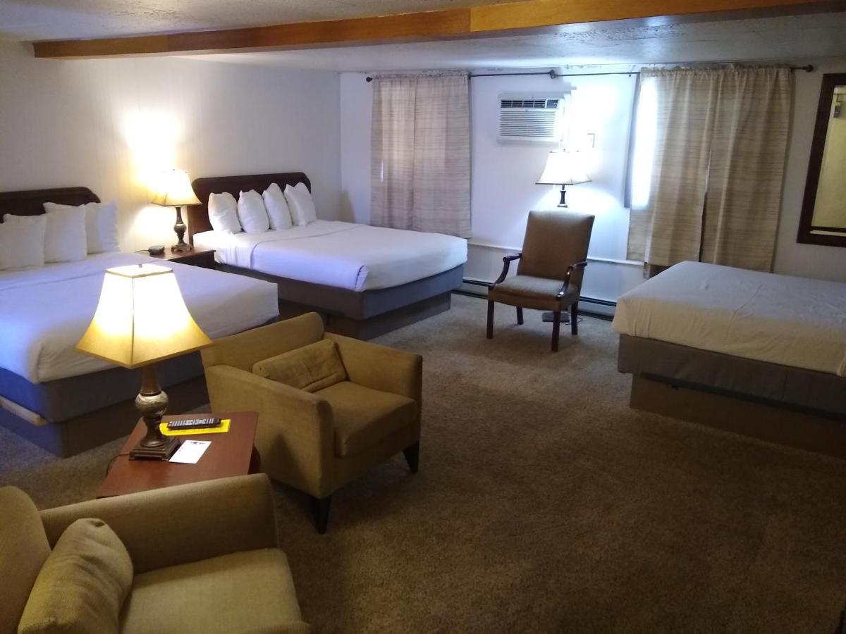 Townhouse Motel Lusk Zewnętrze zdjęcie